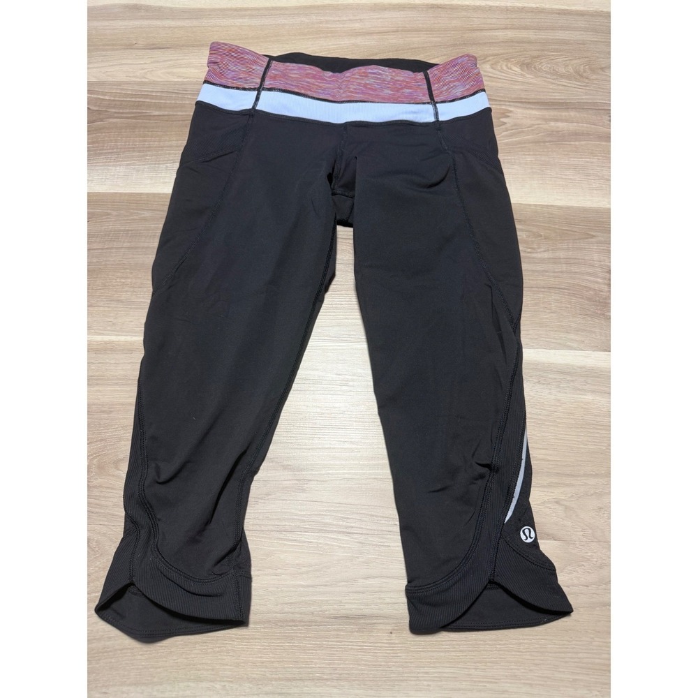 Lululemon Run Speed Crop Women 6‎ Black Striped Waistband Capri Leggings Yoga